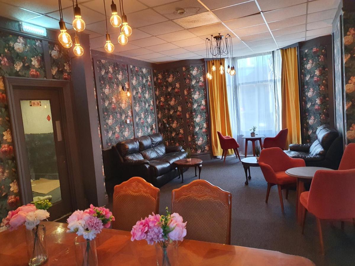 Balkan Hotel 黑潭 外观 照片